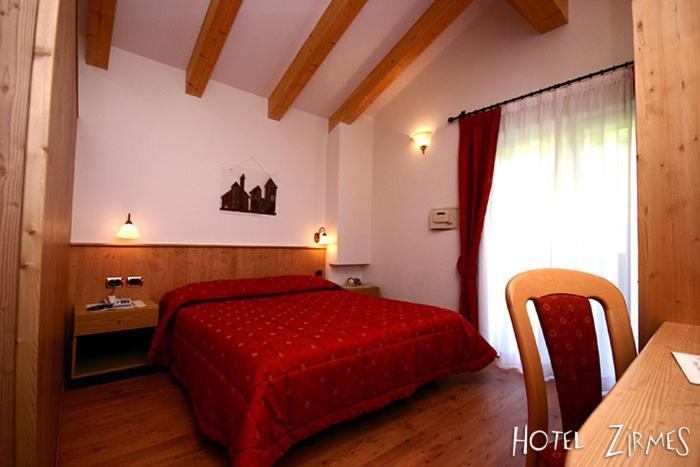 Hotel Zirmes Моэна Экстерьер фото